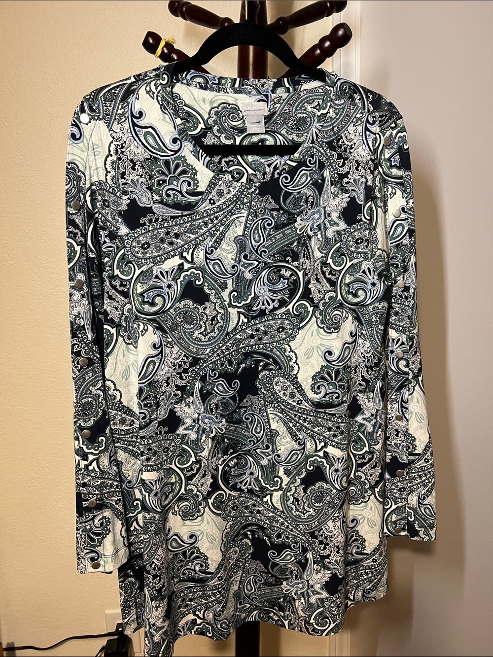 Chico's Black & White Paisley Long-Sleeve Tunic